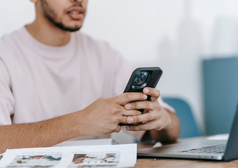 Chatbot ระบบอัตโนมัติสำหรับบริการ