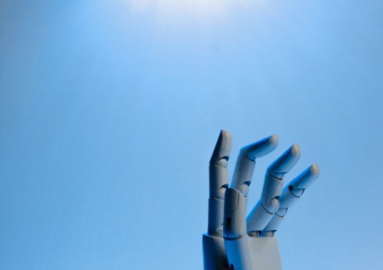 รากฐาน 4 ข้อในการใช้ AI ในธุรกิจอย่างแม่นยำ